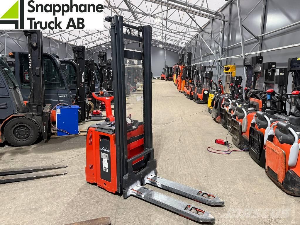 Linde D 14 Ajettavat pinoamisvaunut