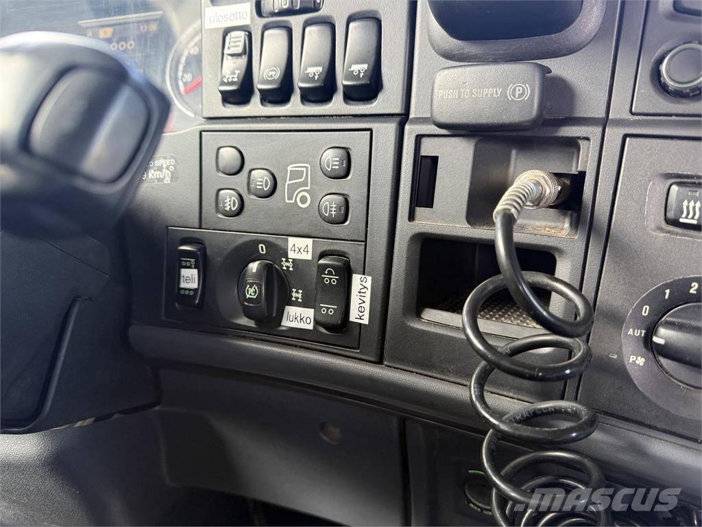 Scania R 730 8X4 Koukkulava kuorma-autot