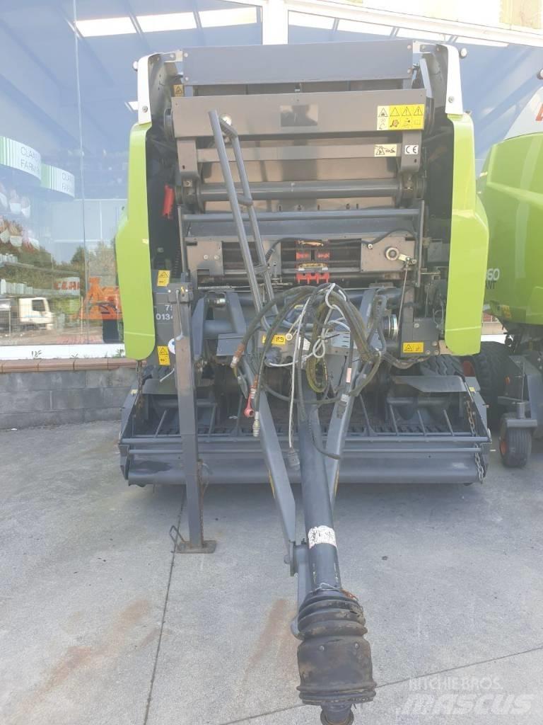 CLAAS Variant 360 Pyöröpaalaimet