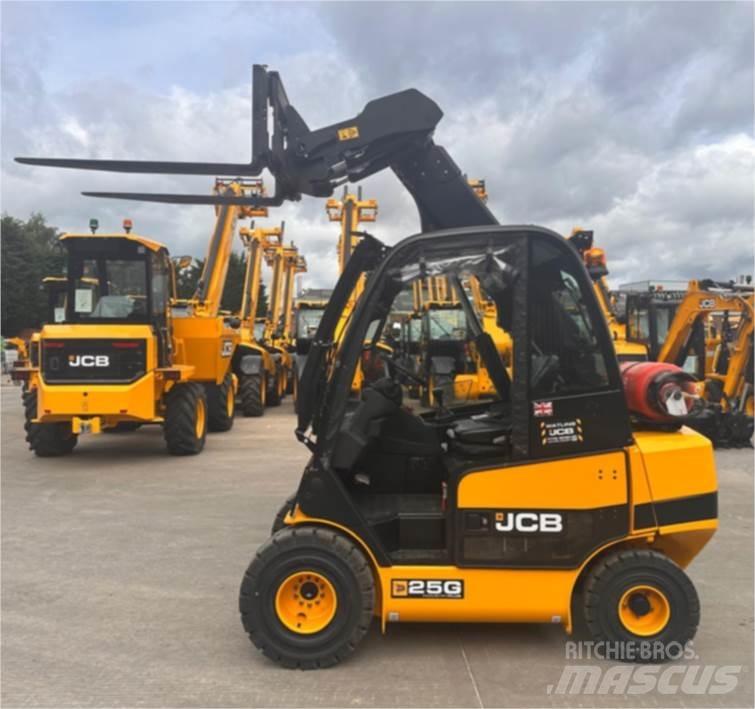 JCB TLT 25 Muut haarukkatrukit