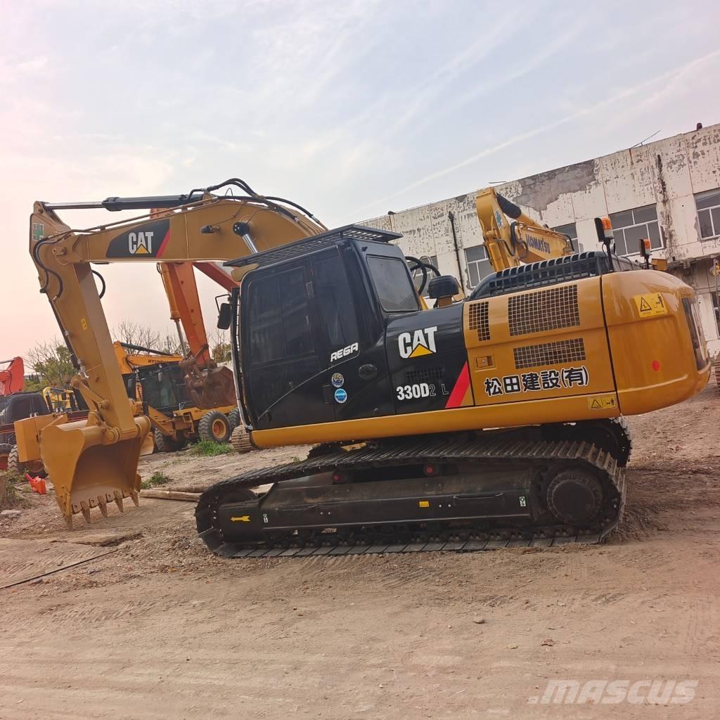 CAT 324 D2L Telakaivukoneet