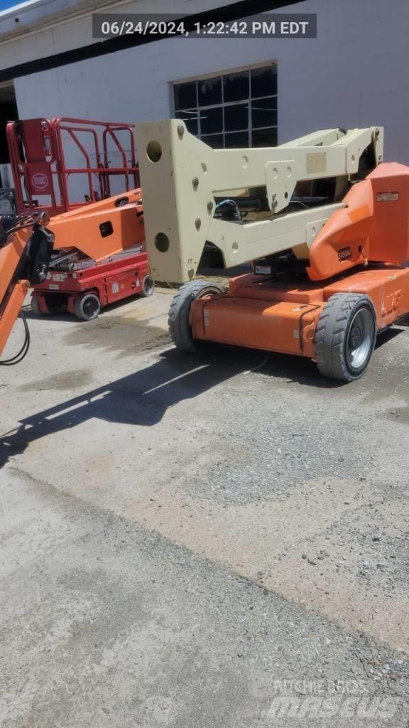 JLG E 450 AJ Kuukulkijat