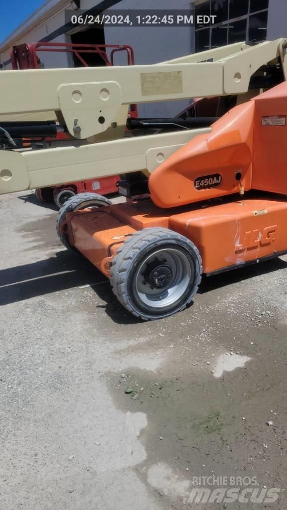 JLG E 450 AJ Kuukulkijat