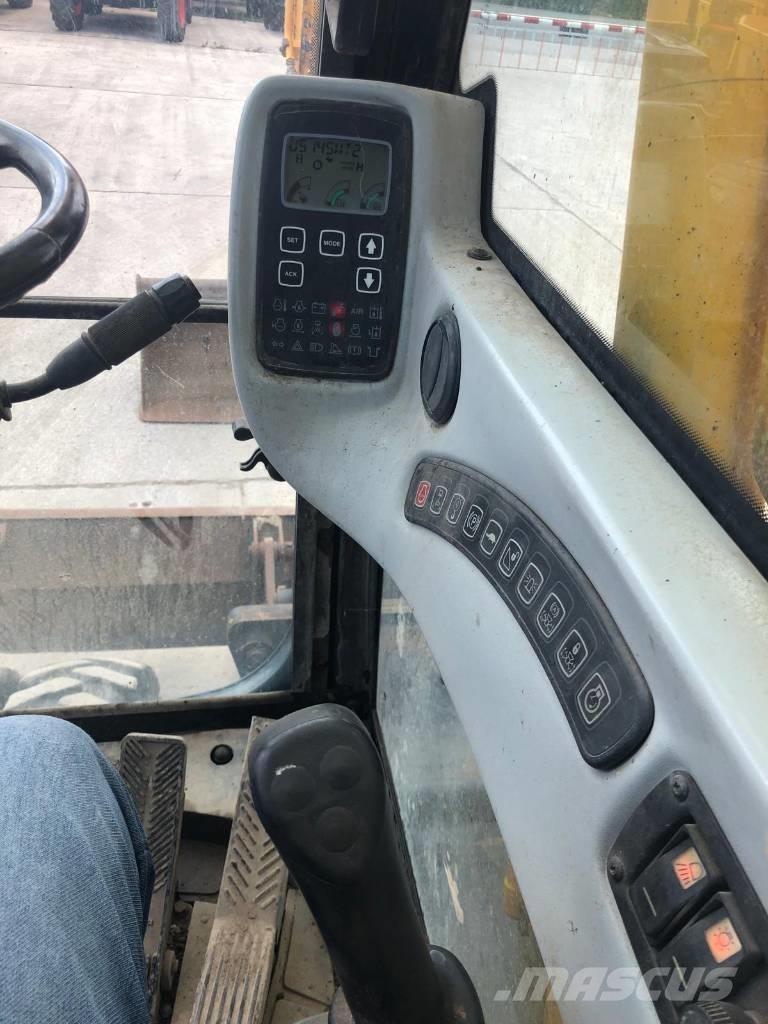 JCB JS145W Pyöräkaivukoneet