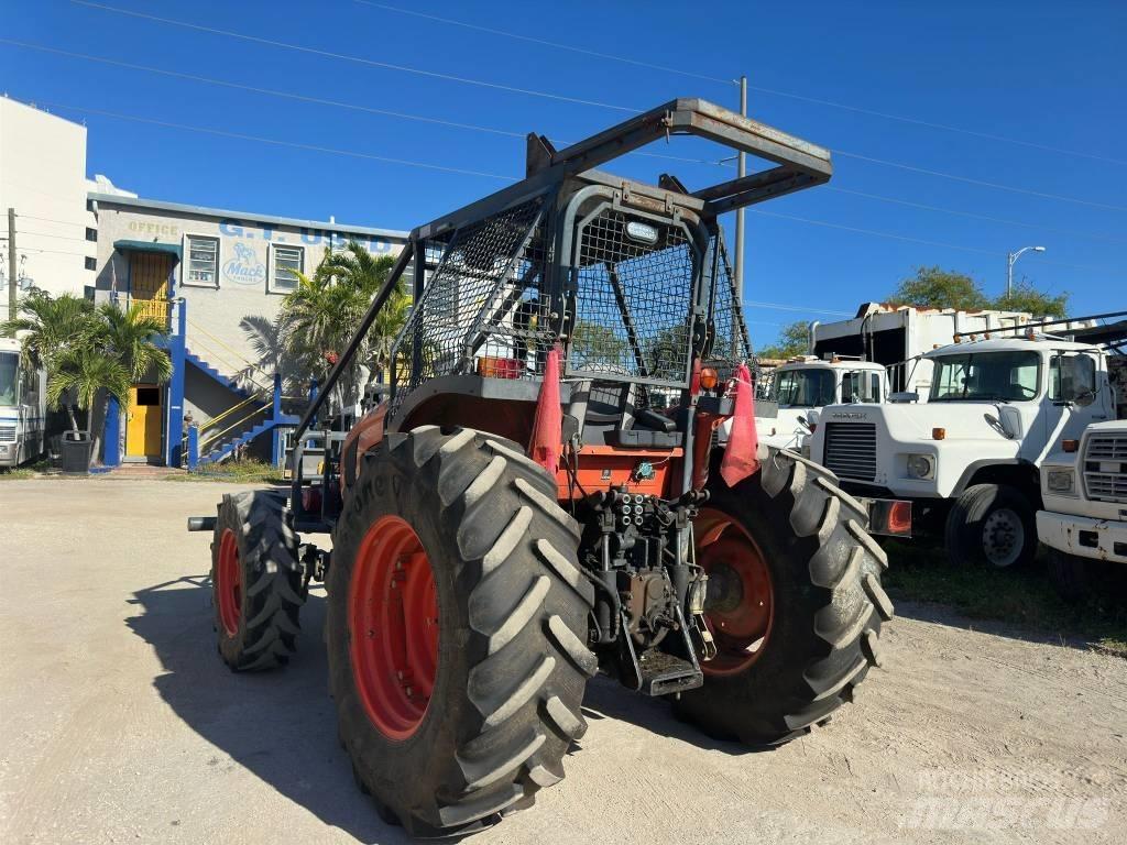 Kubota M 5-111 Traktorit