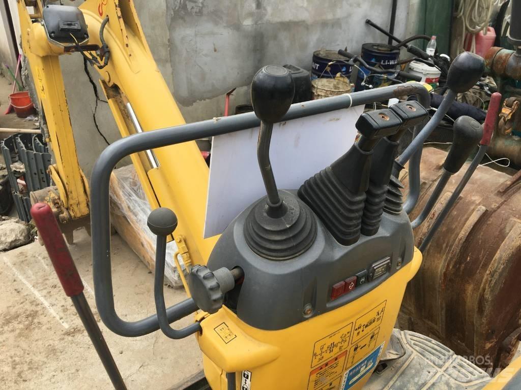 Komatsu PC 10 Minikaivukoneet < 7t