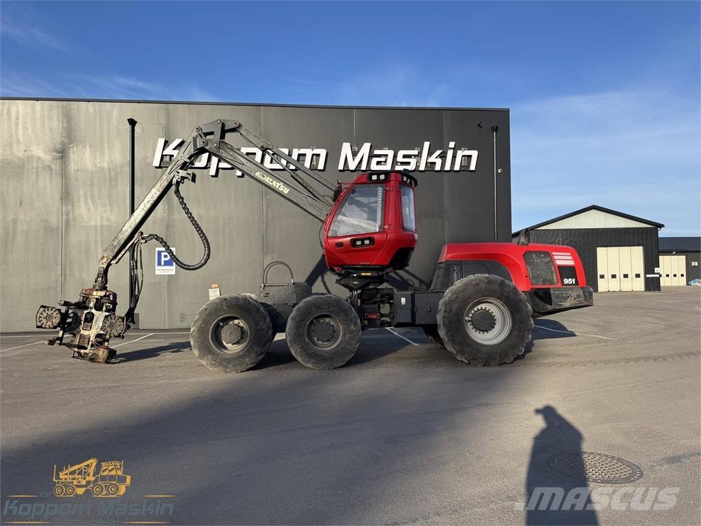 Komatsu 951 Harvesterit
