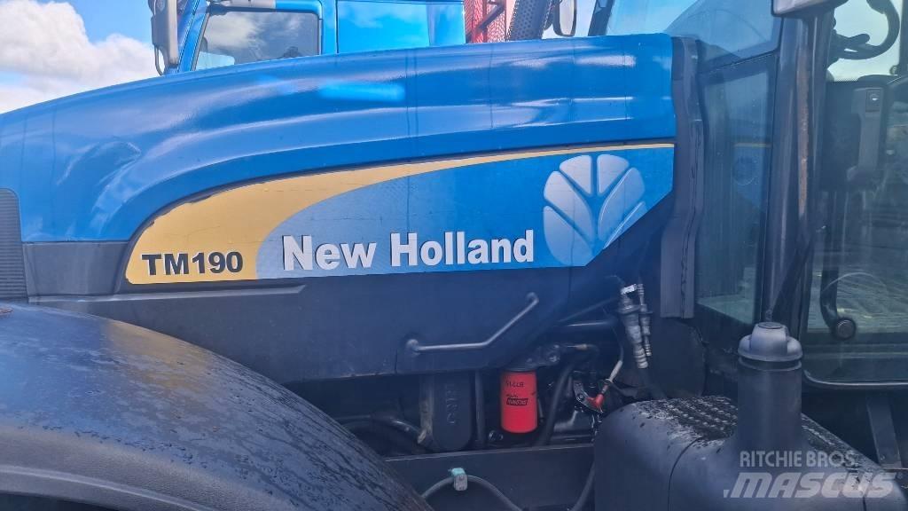 New Holland TM190 Traktorit
