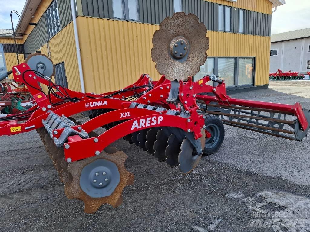 Unia Ares 4 XL Kiekkomultaimet ja lautasäkeet