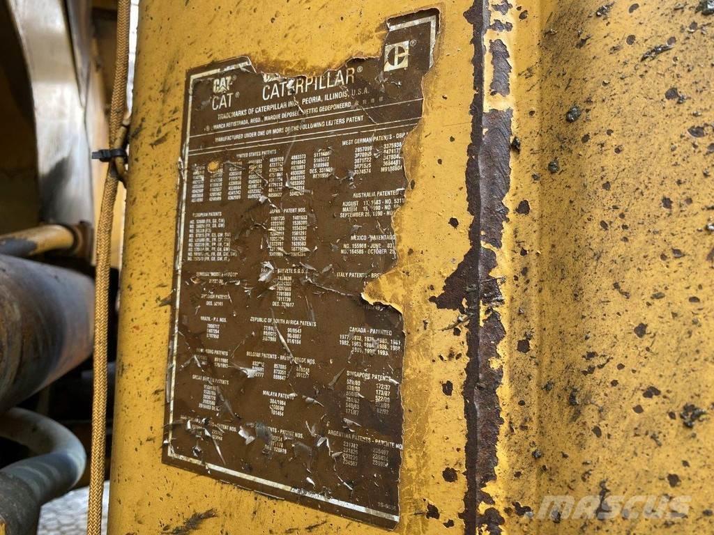CAT 992 D Pyöräkuormaajat