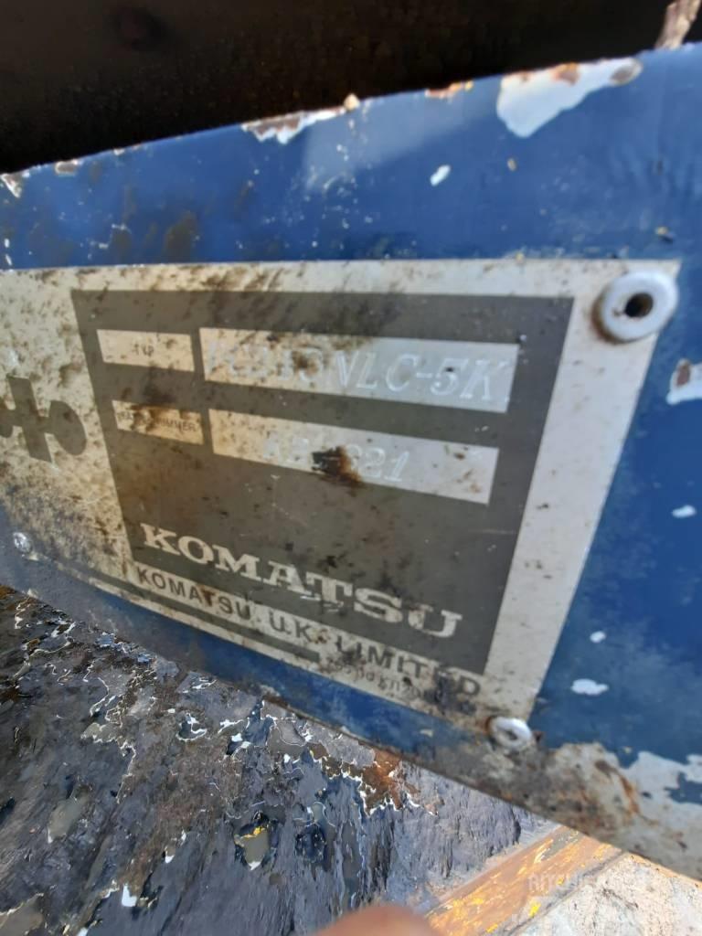 Komatsu PC240NLC-5K Telakaivukoneet