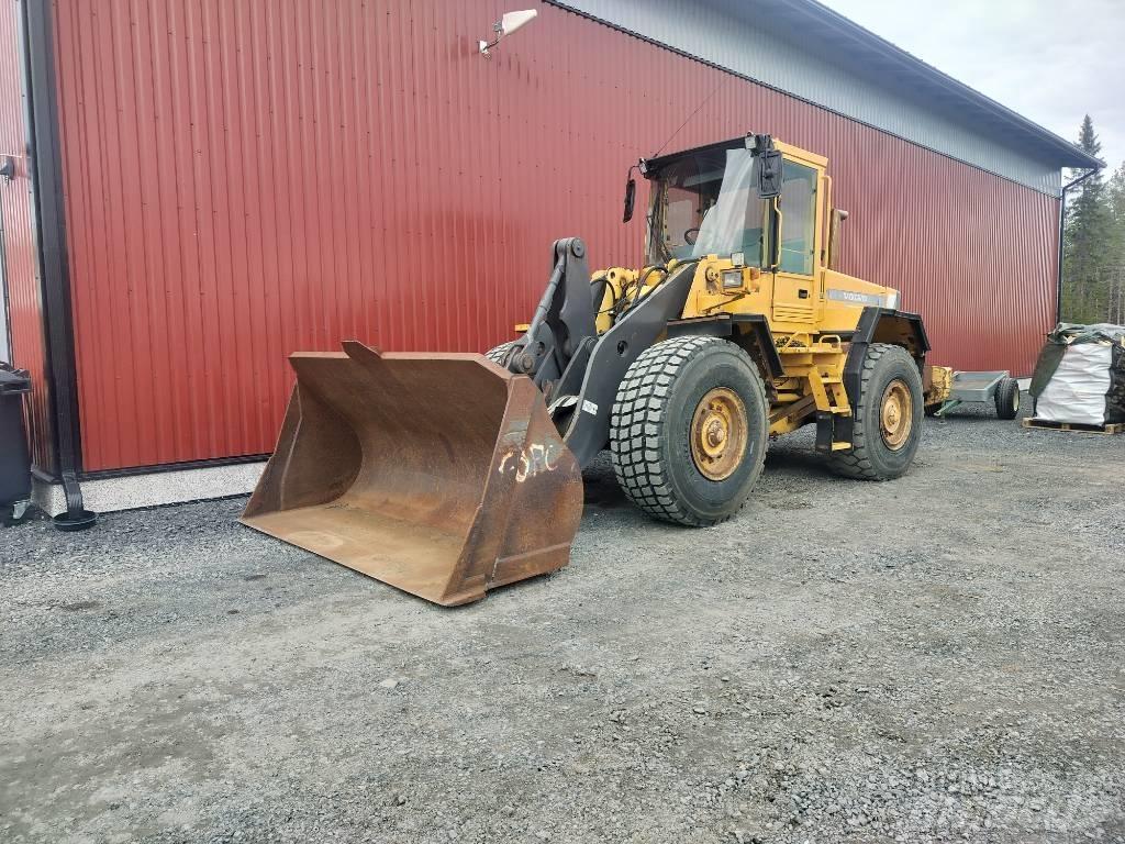 Volvo L90C Pyöräkuormaajat