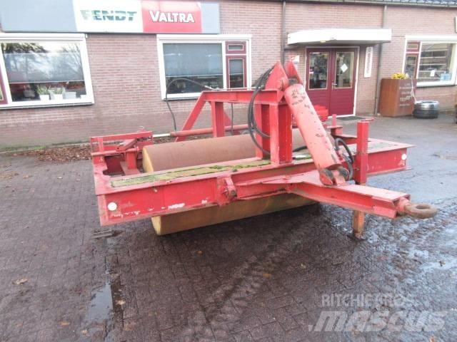  200 Jyrät