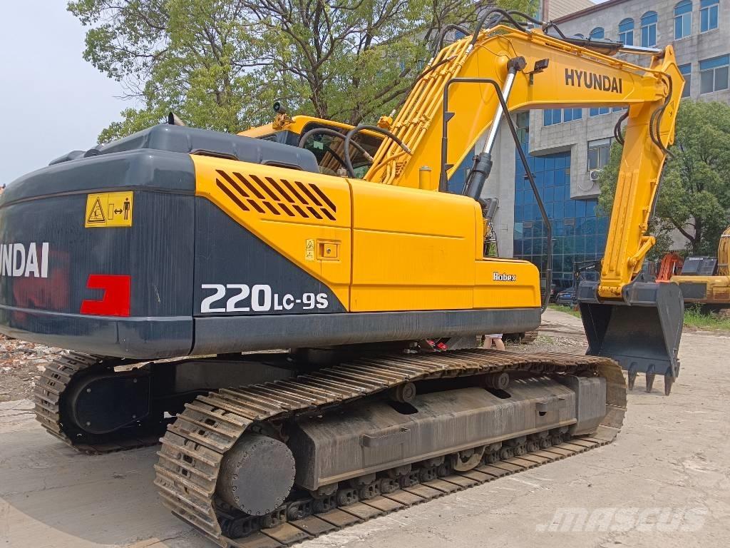 Hyundai R220LC-9S Telakaivukoneet