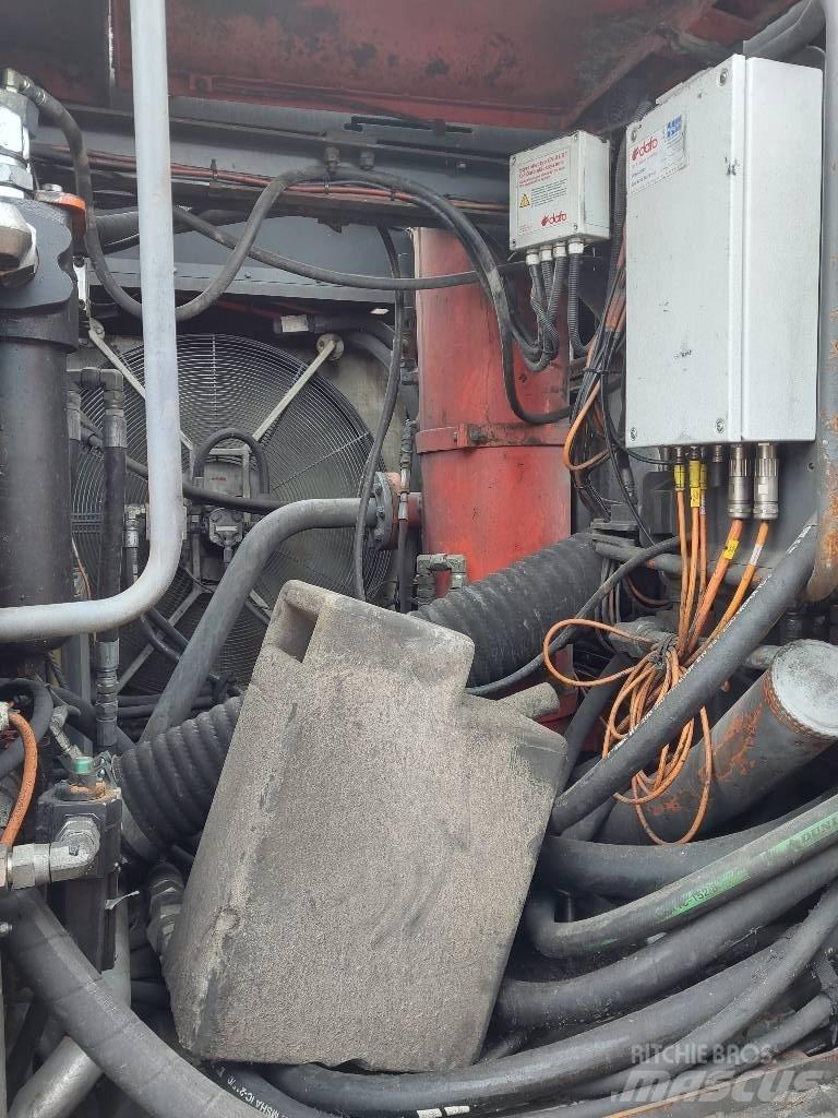 Sandvik DP 1500 i Avolouhintaporauslaitteet