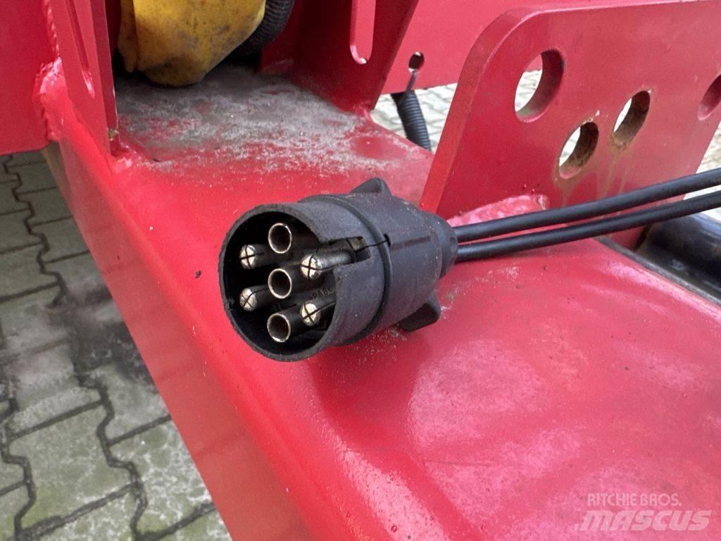 MAC 16 Premium Autonkuljetusperävaunut