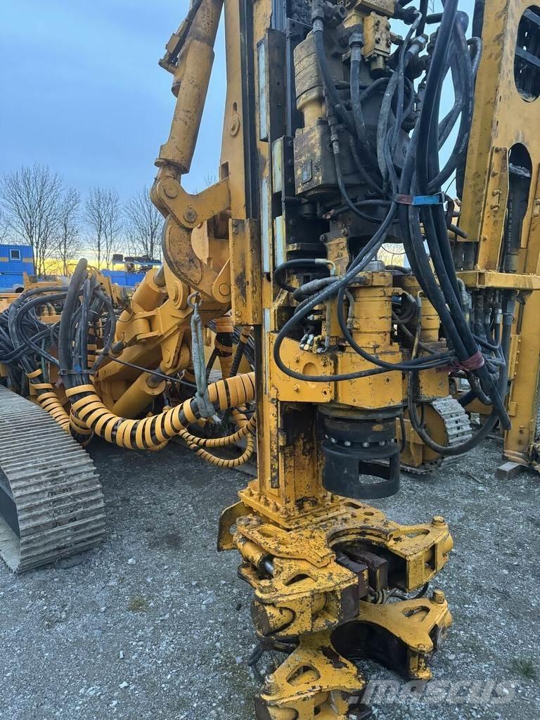 Klemm KR 806-3D Raskaat porat