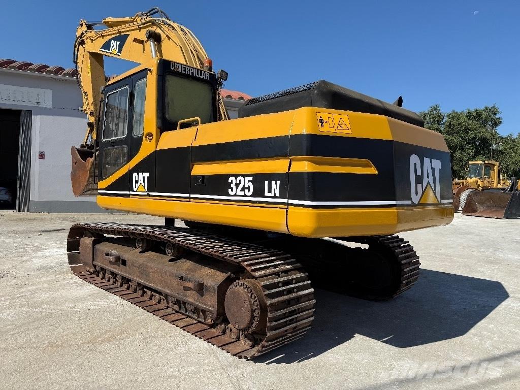 CAT 325 LN Telakaivukoneet