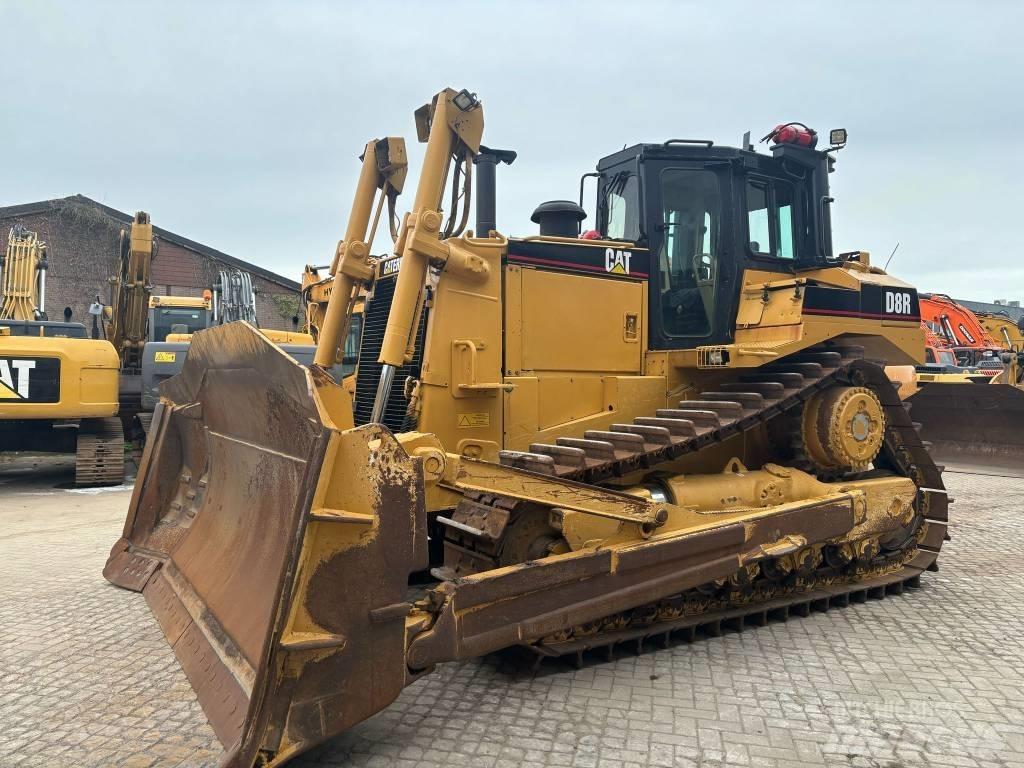 CAT D 8 R Telaketjupuskutraktorit