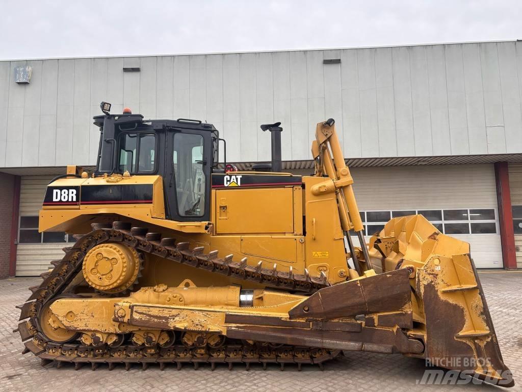 CAT D 8 R Telaketjupuskutraktorit