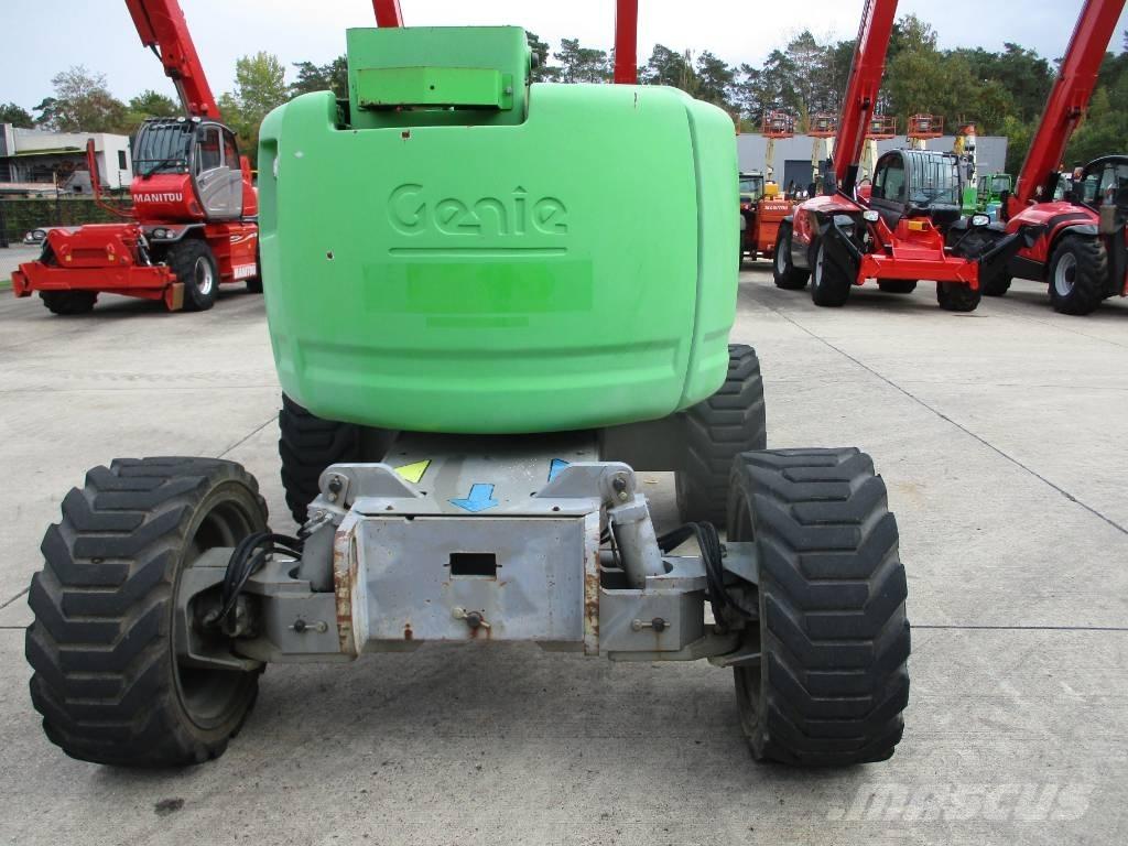 Genie Z45/25 (639) Pienikokoiset itseliikkuvat puominostimet