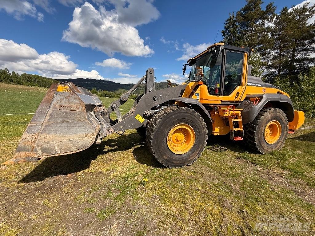 Volvo L 110 H Pyöräkuormaajat