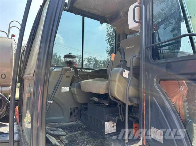 Doosan DX55 Minikaivukoneet < 7t