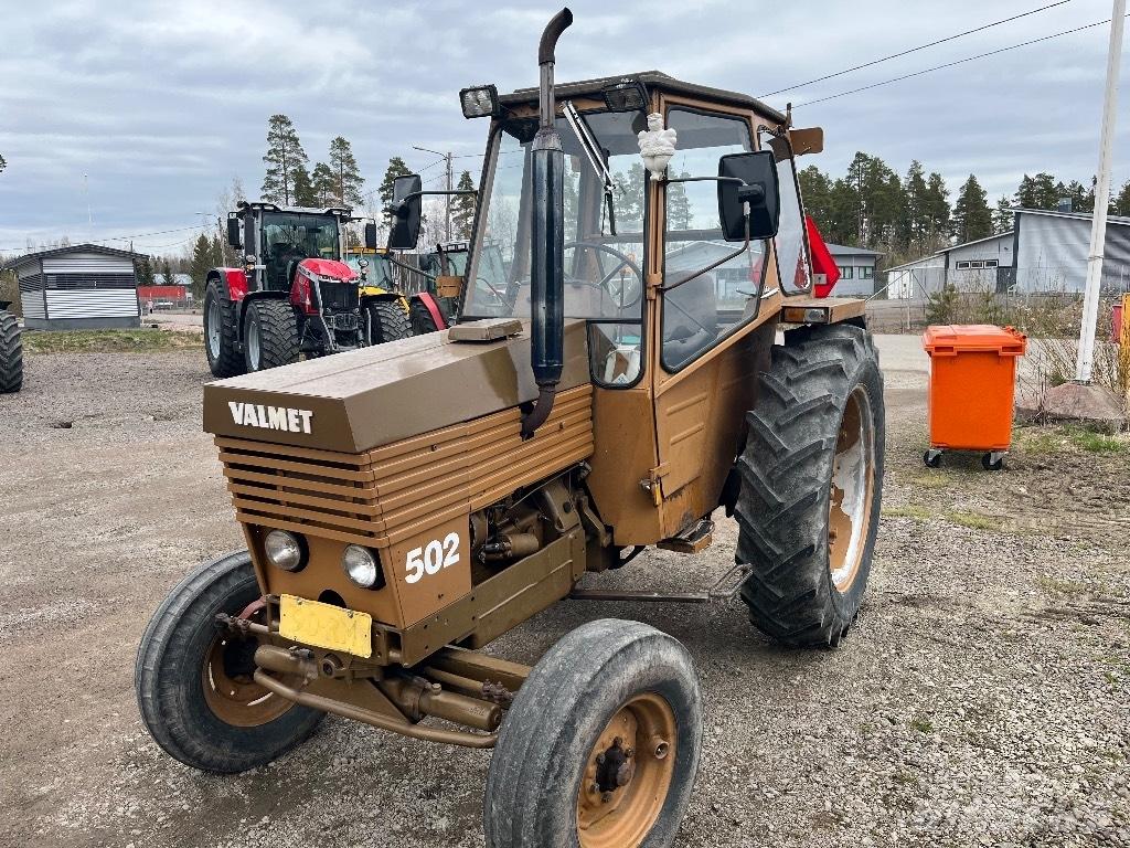 Valmet 502 Traktorit