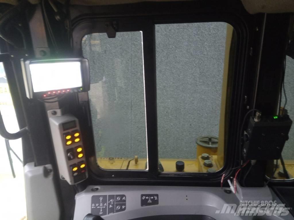 CAT D 6 T LGP Telaketjupuskutraktorit