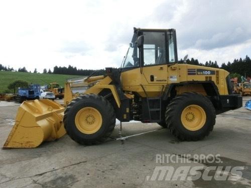 Komatsu WA100-5 Pyöräkuormaajat