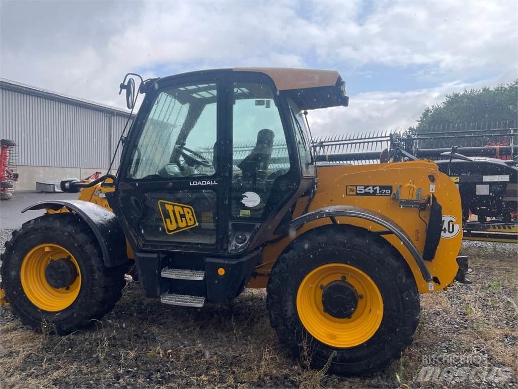 JCB 541-70 Maatalouskurottajat
