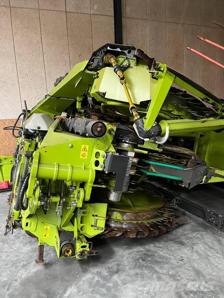 CLAAS Orbis 900 Leikkuupöydät
