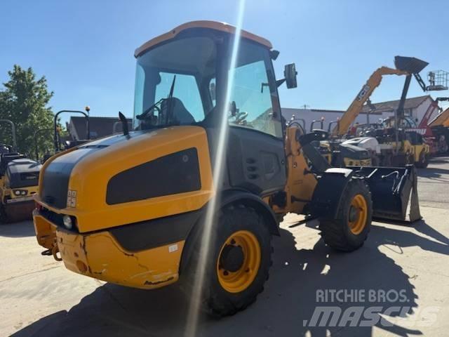 JCB 406 Pyöräkuormaajat