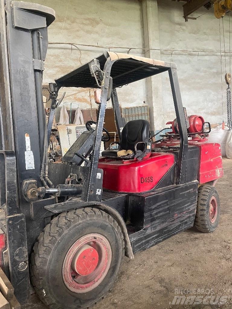Doosan D 45 S-7 Muut materiaalinkäsittelykoneet