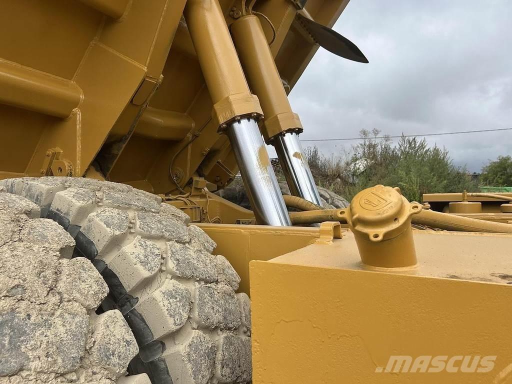 CAT 769D Minidumpperit