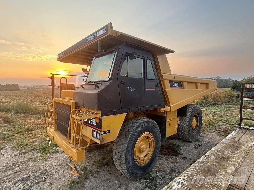 CAT 769D Minidumpperit