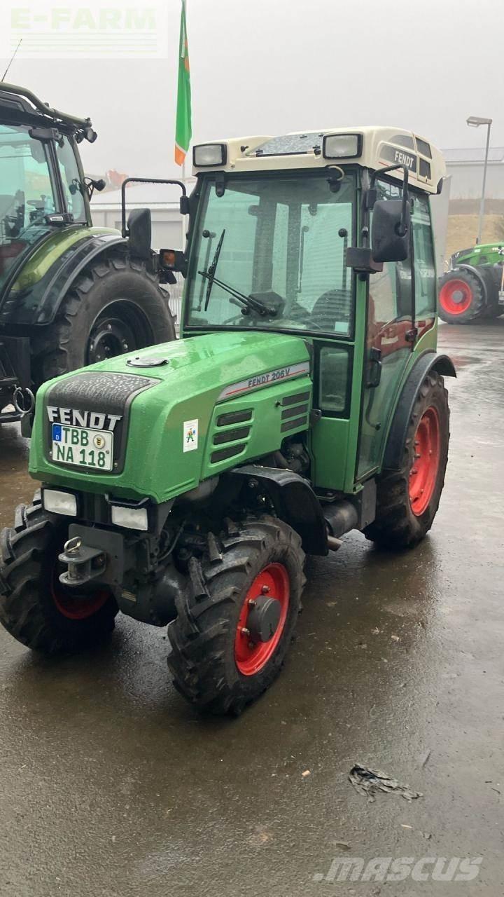 Fendt 206 v V Traktorit