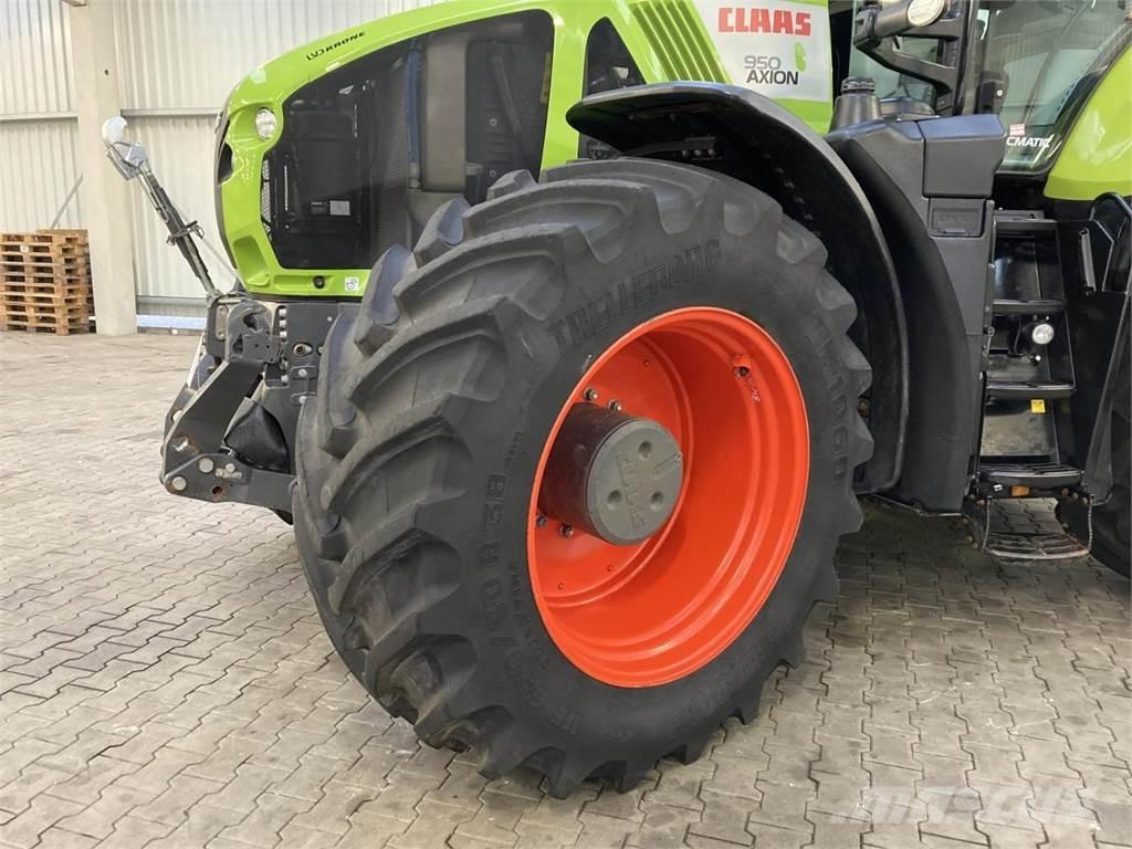 CLAAS Axion 950 Traktorit
