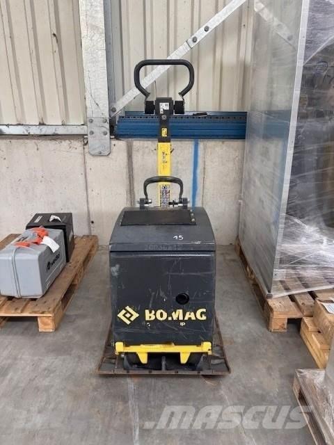 Bomag BPR 60/65 Tärylevyt