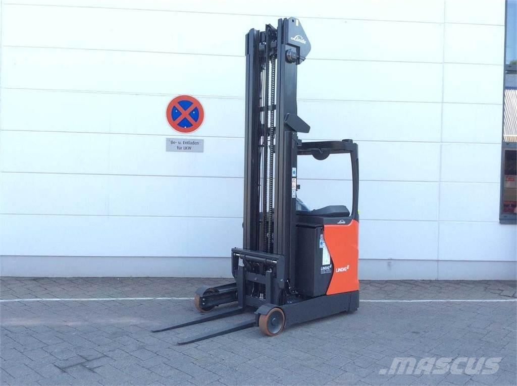 Linde R14 Reach trucks