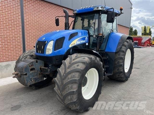 New Holland TVT190 Traktorit