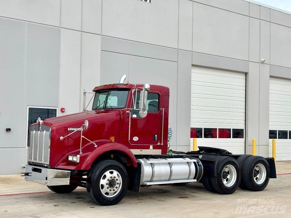 Kenworth T 800 Vetopöytäautot