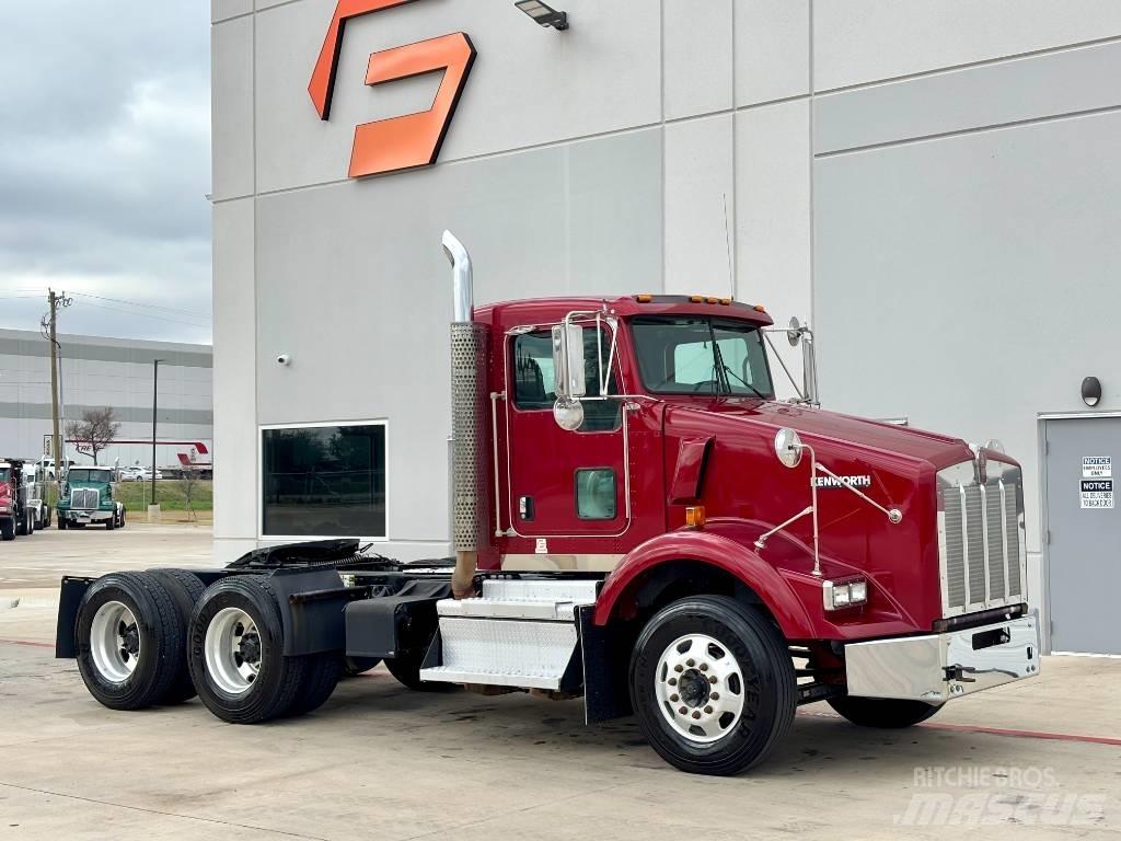 Kenworth T 800 Vetopöytäautot