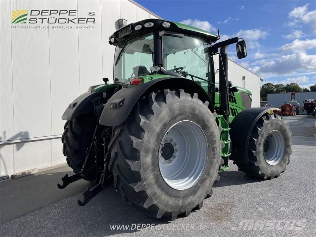 John Deere 6210R Traktorit
