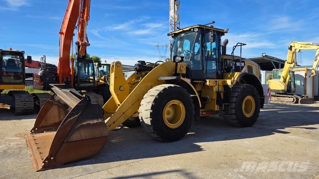 CAT 962 M Pyöräkuormaajat