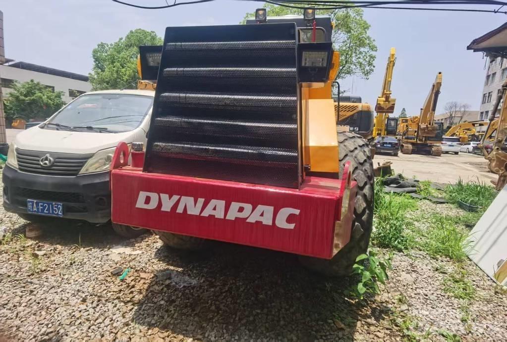 Dynapac ca251d Yksivalssijyrät