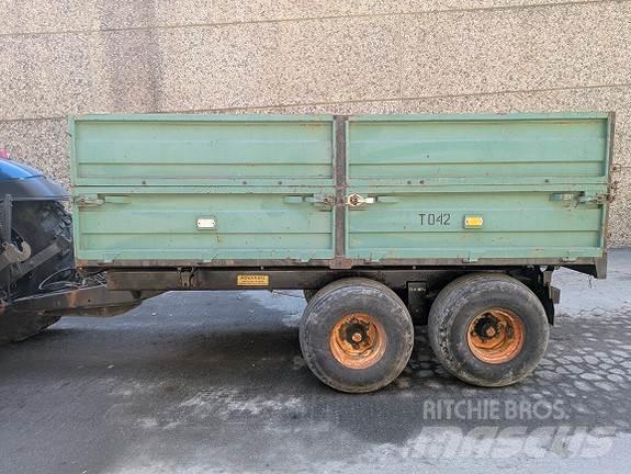 Agromet T042 Yleisperävaunut