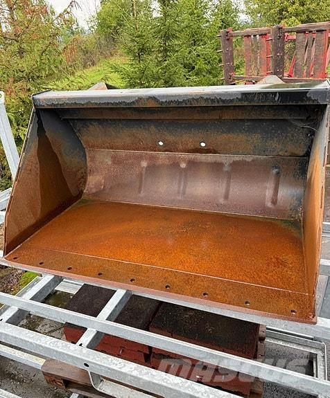  Ålø Quicke GS+ 140 Yleisperävaunut