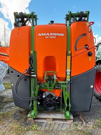 Amazone UF 1302 Itsekulkevat ruiskut