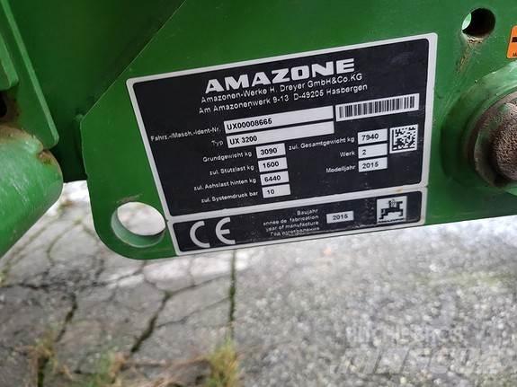 Amazone UX3200 Itsekulkevat ruiskut